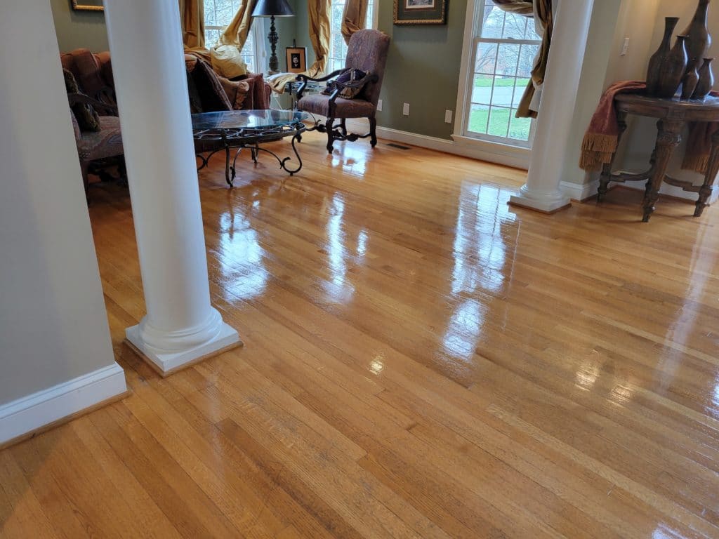 When To Apply Polish To Hardwood Floors Ayoub Carpet Service   20220328 154746 1024x768 